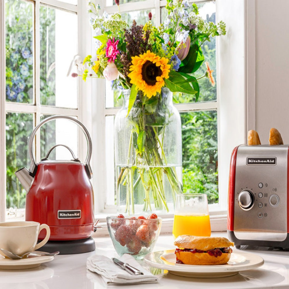 KitchenAid Electric Kettle 1.25L - Empire Red